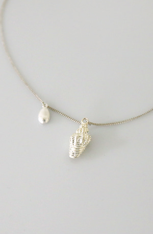Zem No.382 (necklace) シェルモチーフネックレス